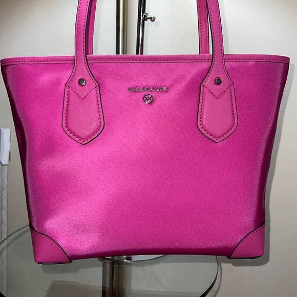 NWOT - Michael Kors Tote in Cerise - Picture 1 of 12
